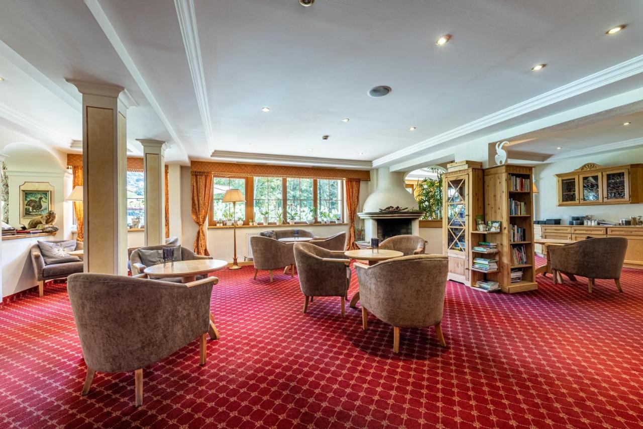 Hotel Gletscherblick Sankt Leonhard im Pitztal Bagian luar foto