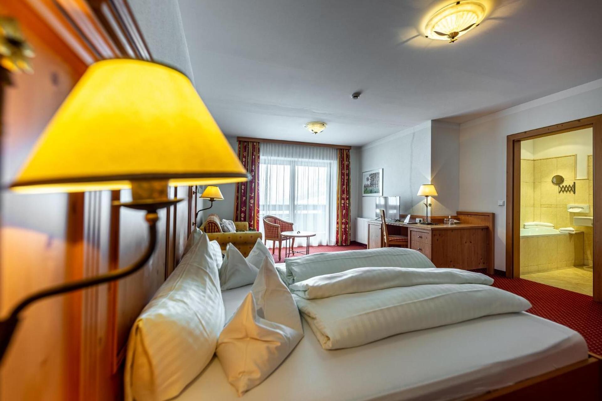 Hotel Gletscherblick Sankt Leonhard im Pitztal Bagian luar foto